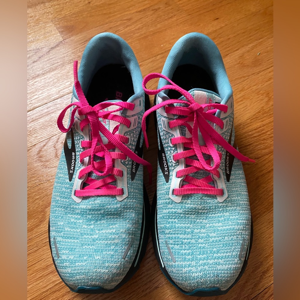 Brooks Ghost 14 Women 9 Blue and Pink Running Walking Sneaker Trainer Shoes